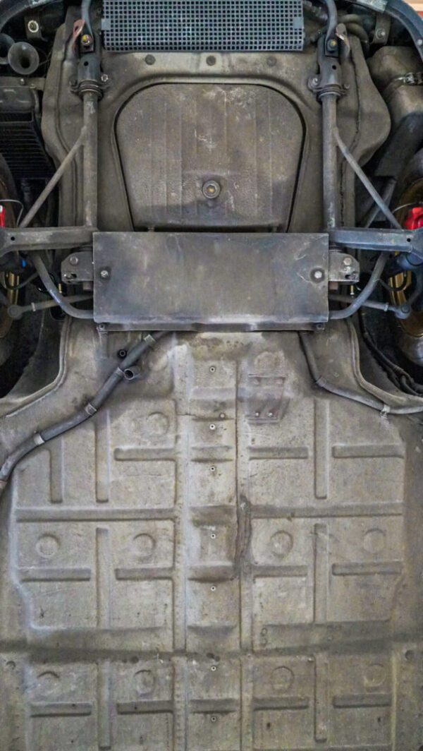 Fuel Tank inside the Porsche Car