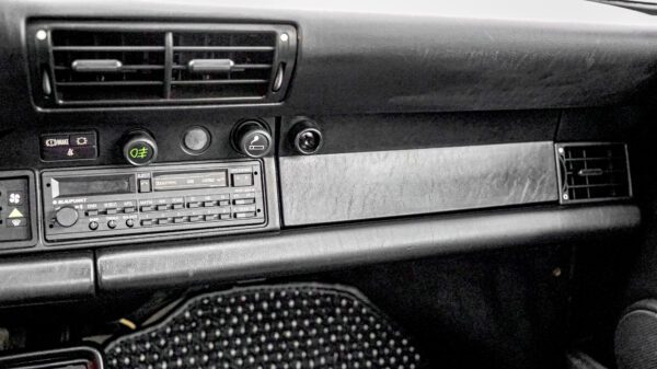 Air Conditioning Vents in Vintage Car