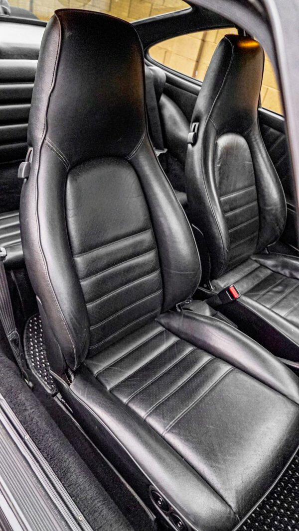 Front car seat covers in black leather