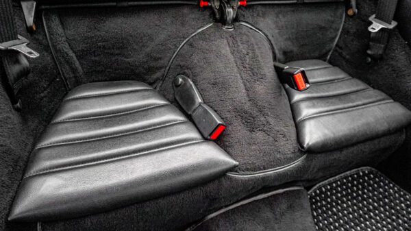 Porsche Slant nose Car seats in black