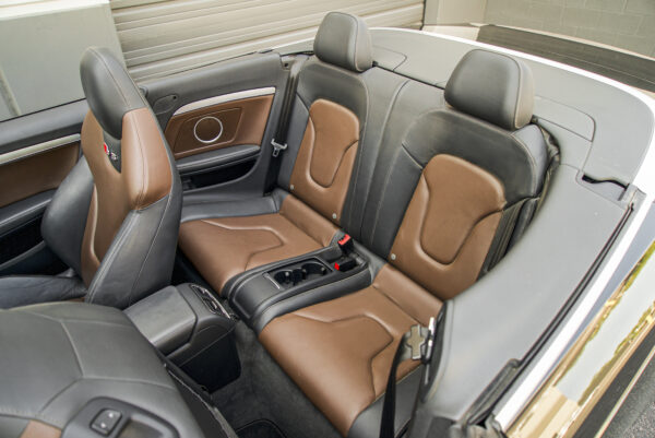 2013 Audi S5 Car Front Seat and Back Seat