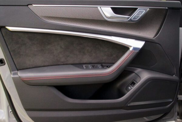 2021 Audi RS6 Avant Left Side Door