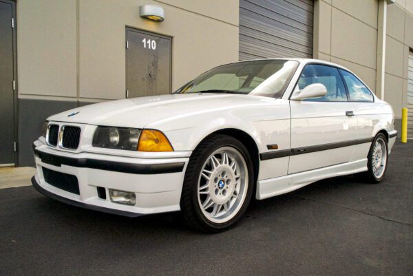1995 BMW M3 Car Front Side View