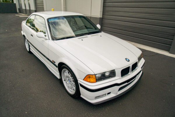 1995 BMW M3 Coupe Car Zoom View