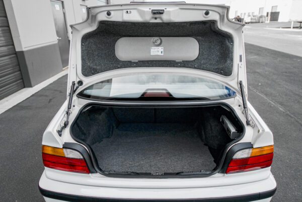 Open Trunk Door 1995 BMW M3 Coupe