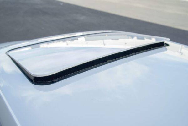 Electrically Sliding and Tilting Sunroof