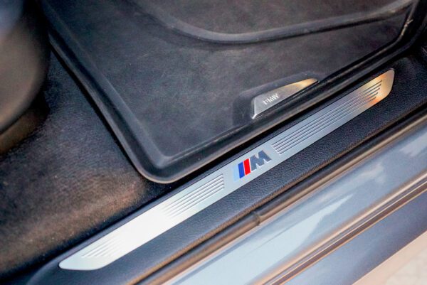 Car Door Sill Decoration Scuff Plate for BMW 3